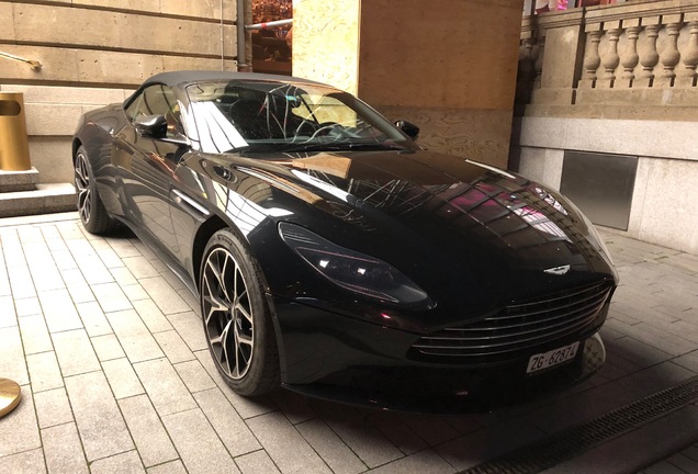 Aston Martin DB11 V8 Volante