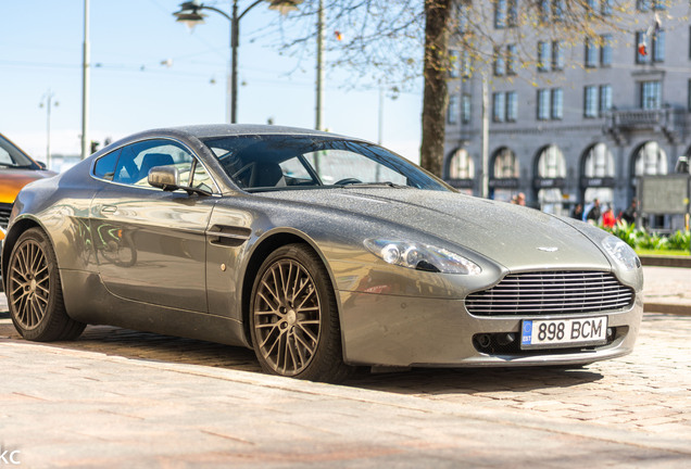 Aston Martin V8 Vantage