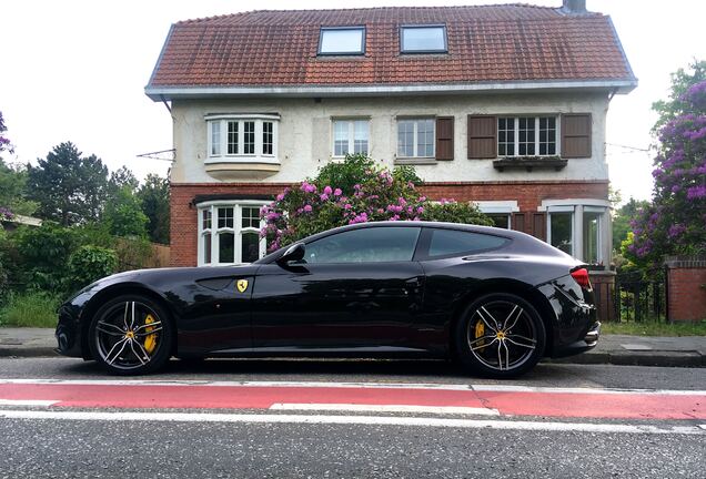 Ferrari FF