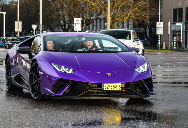 Lamborghini Huracán LP640-4 Performante