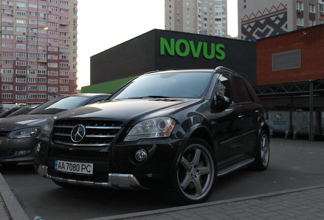 Mercedes-Benz ML 63 AMG W164 2009