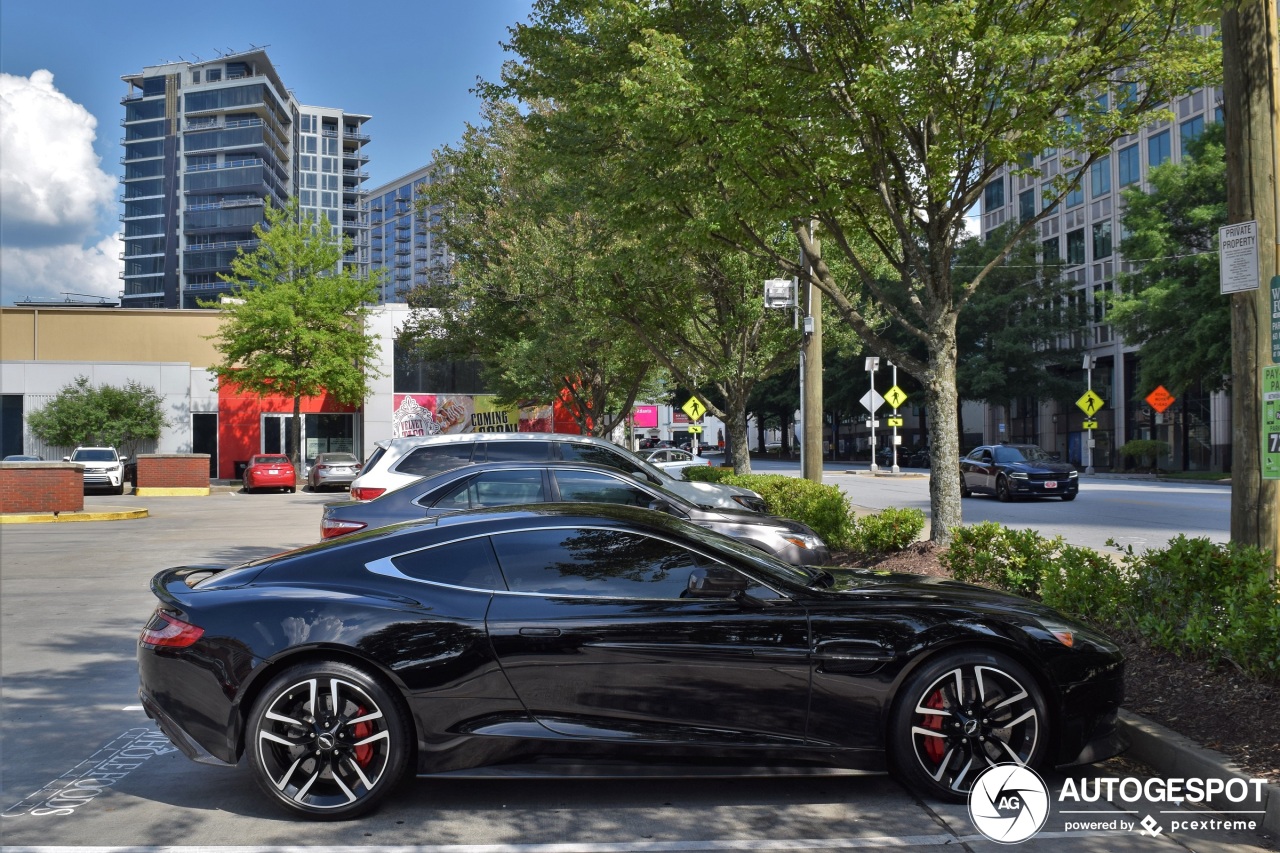 Aston Martin Vanquish 2015 Carbon Black Edition