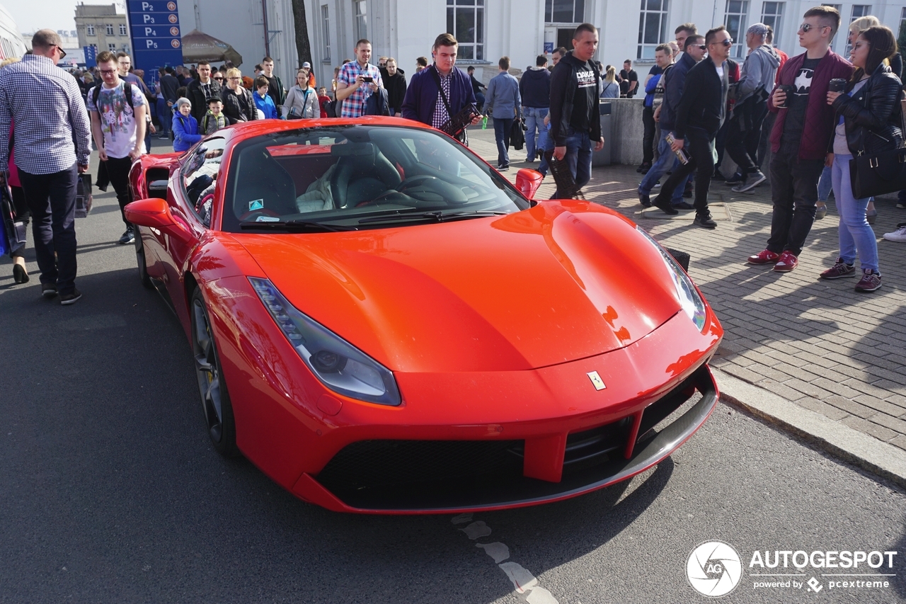 Ferrari 488 Spider