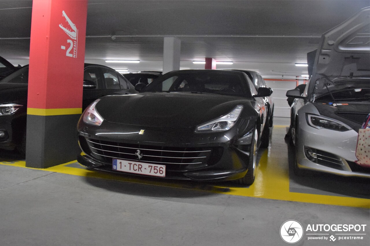 Ferrari GTC4Lusso