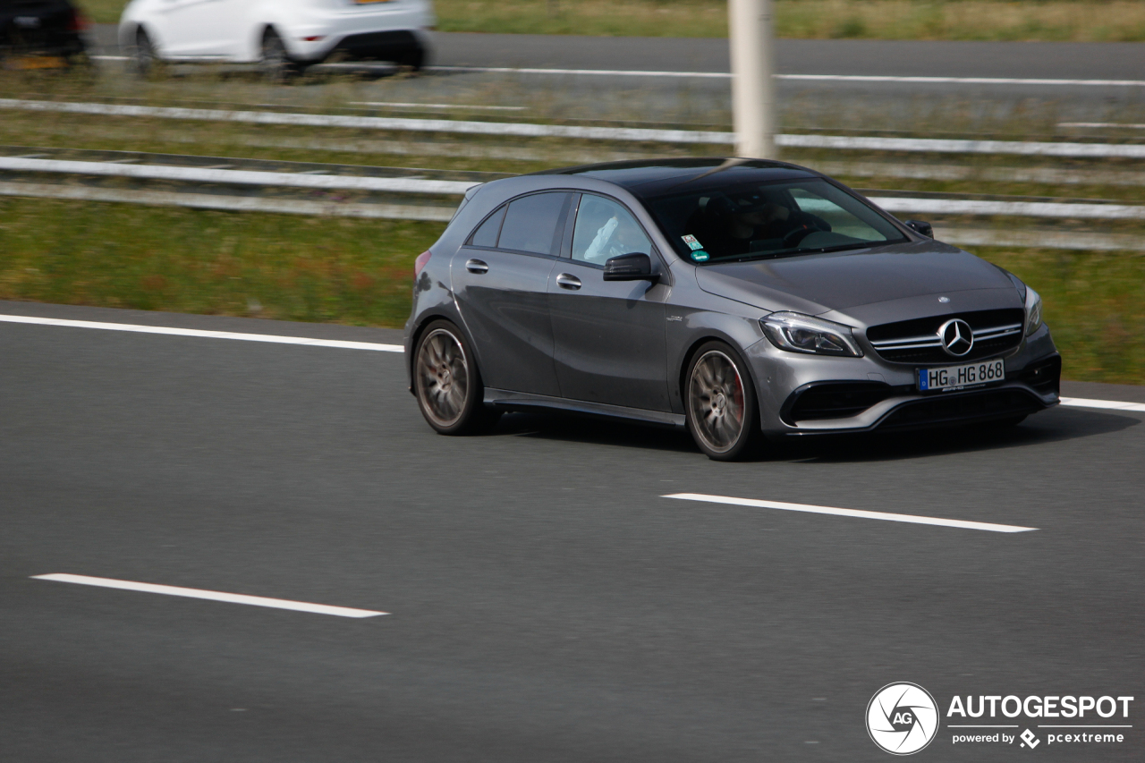 Mercedes-AMG A 45 W176 2015