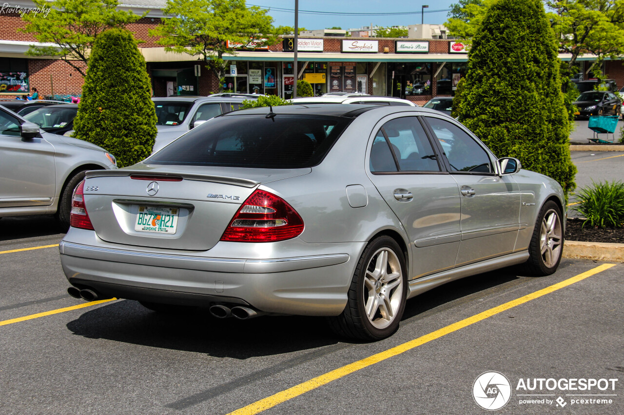 Mercedes-Benz E 55 AMG