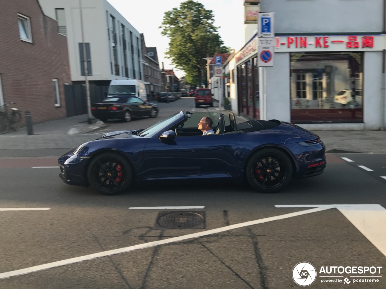 Porsche 992 Carrera 4S Cabriolet