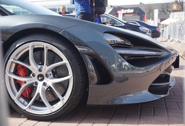 McLaren 720S Spider