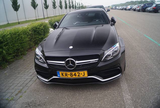 Mercedes-AMG C 63 S Coupé C205