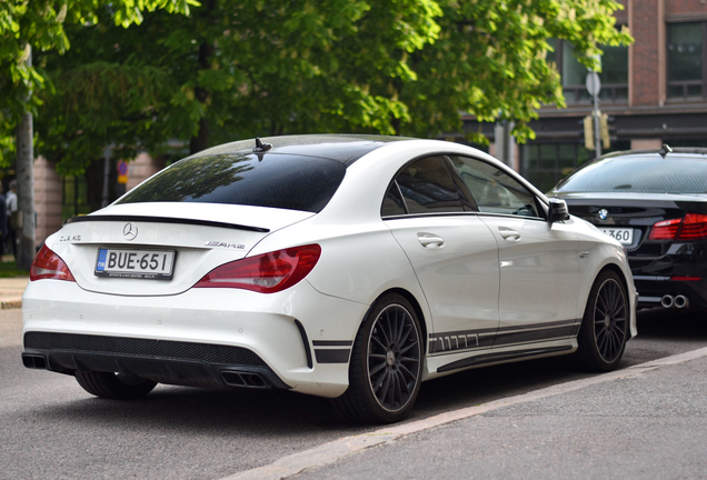 Mercedes-Benz CLA 45 AMG C117