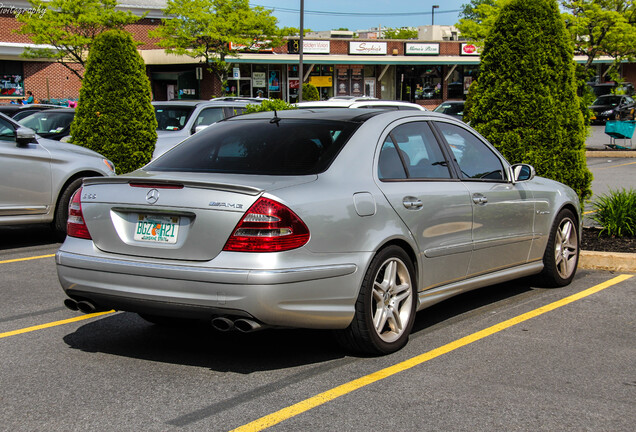 Mercedes-Benz E 55 AMG