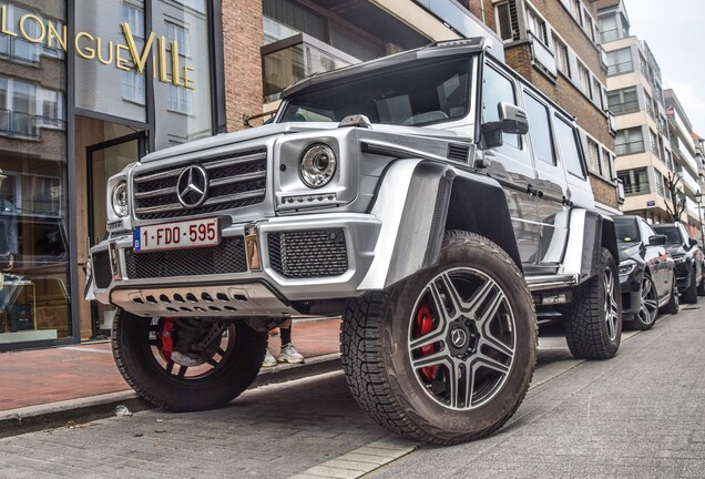 Mercedes-Benz G 500 4X4²