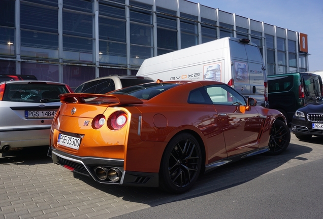 Nissan GT-R 2017