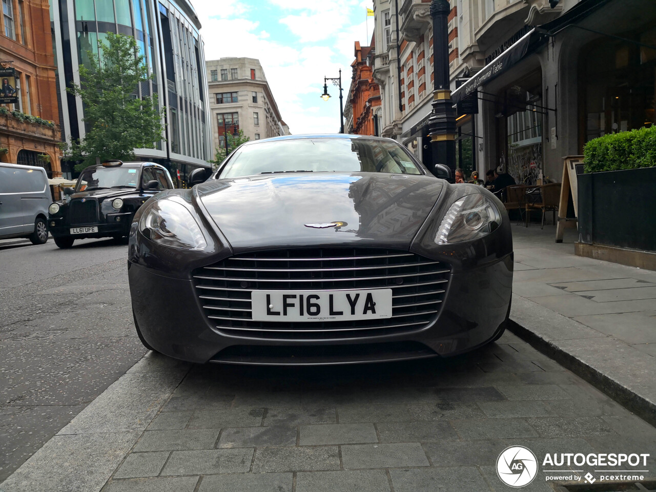 Aston Martin Rapide S