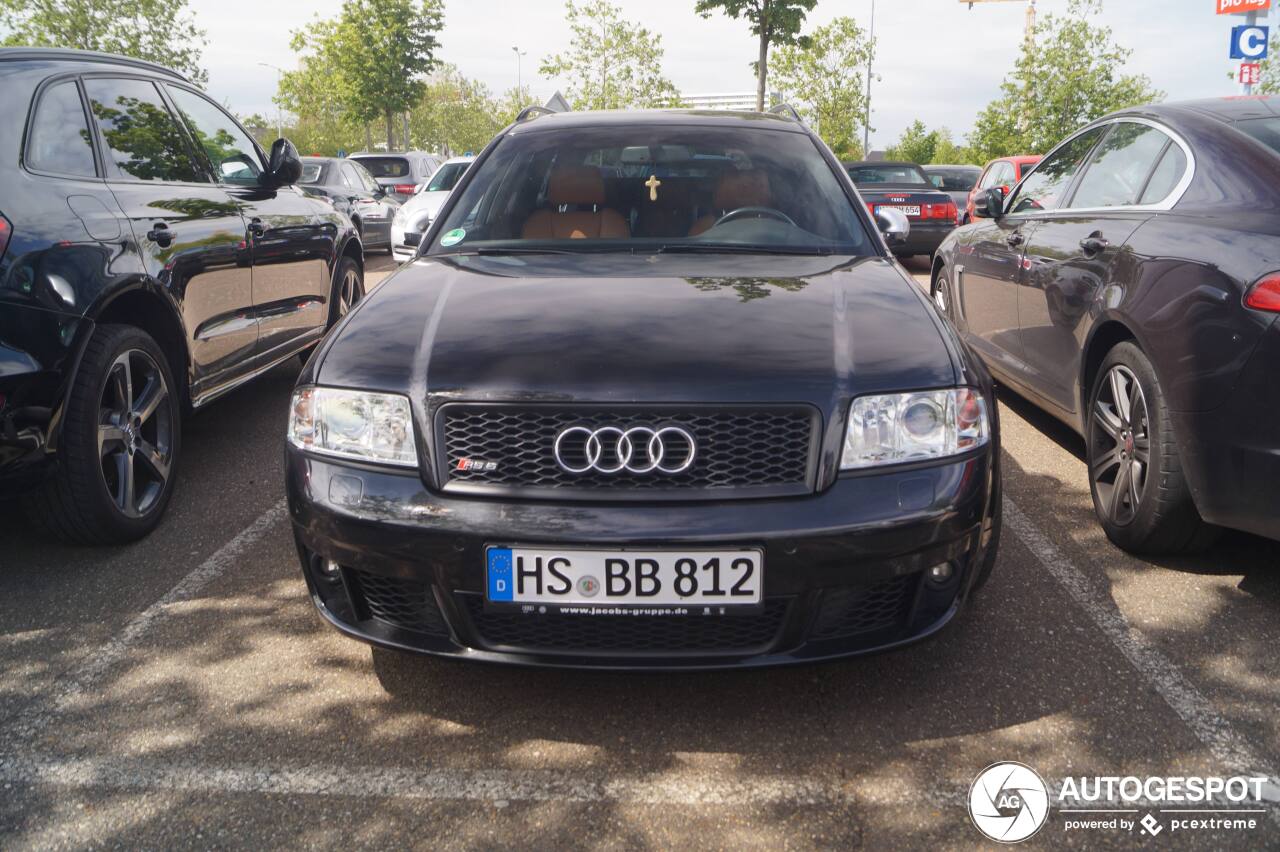 Audi RS6 Plus Avant C5