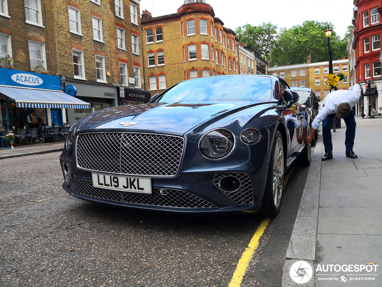 Bentley Continental GTC 2019