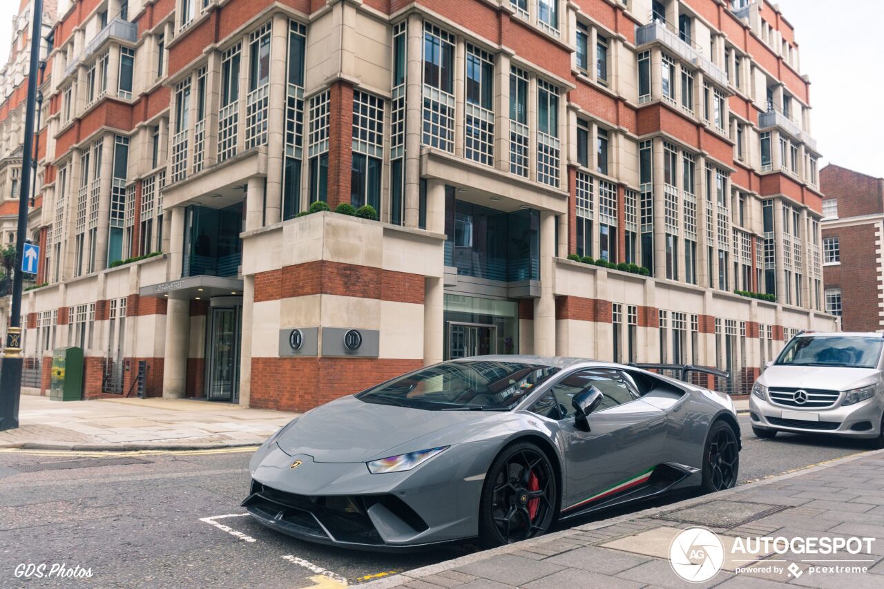 Lamborghini Huracán LP640-4 Performante