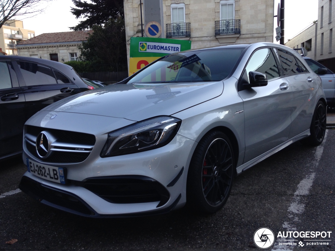 Mercedes-AMG A 45 W176 2015