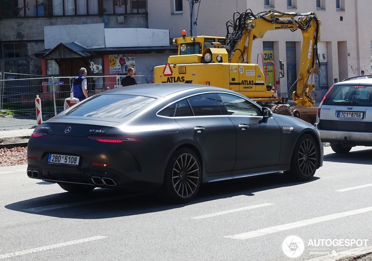 Mercedes-AMG GT 63 S X290