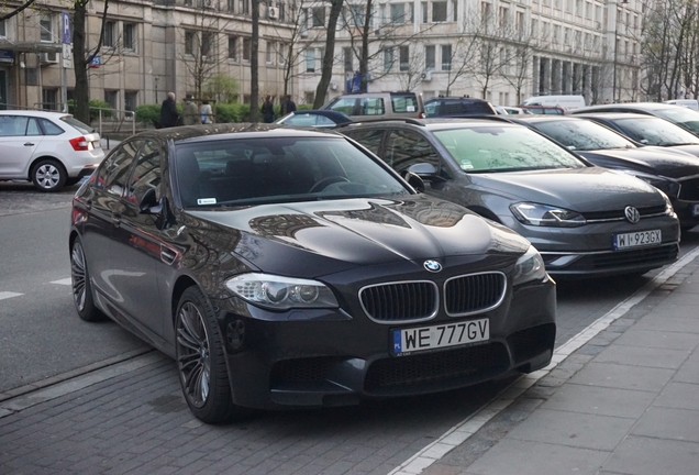 BMW M5 F10 2011