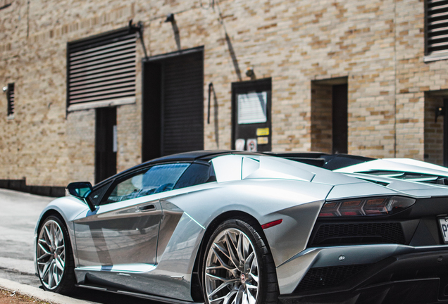 Lamborghini Aventador S LP740-4 Roadster