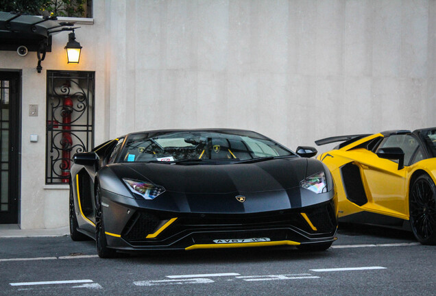 Lamborghini Aventador S LP740-4 Roadster