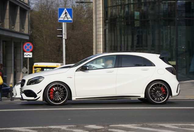 Mercedes-AMG A 45 W176 2015