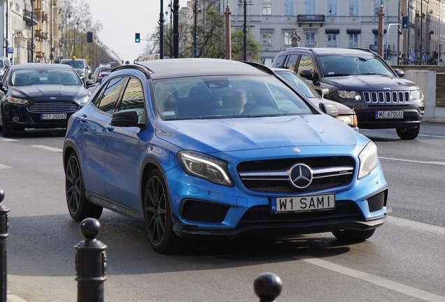 Mercedes-AMG GLA 45 X156