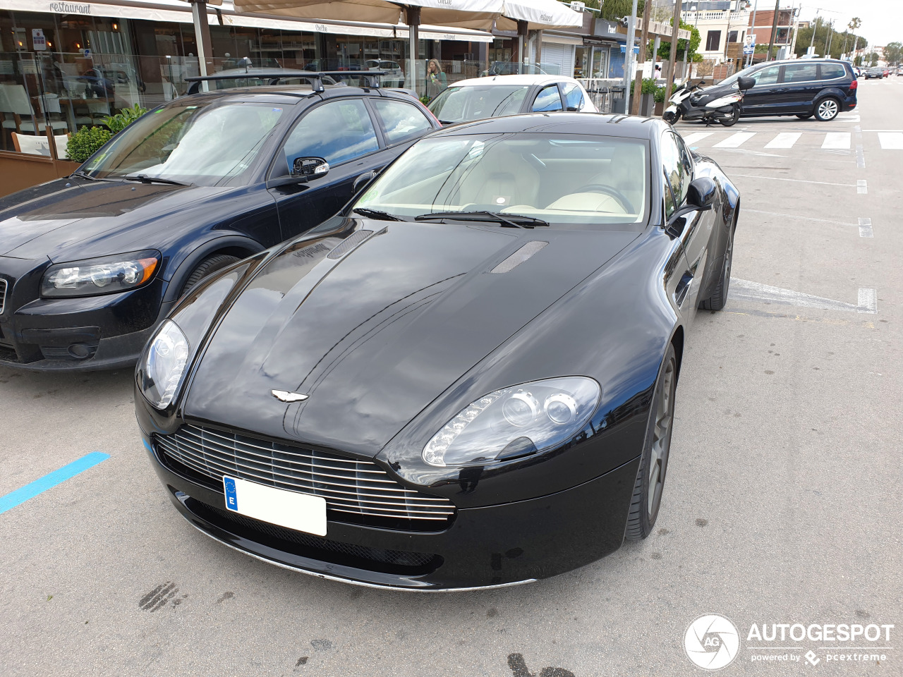 Aston Martin V8 Vantage