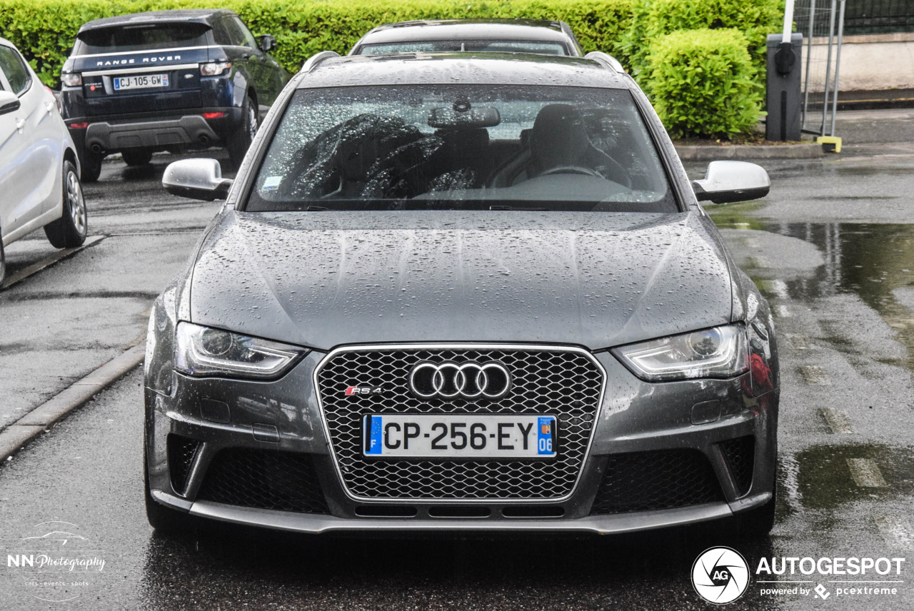 Audi RS4 Avant B8