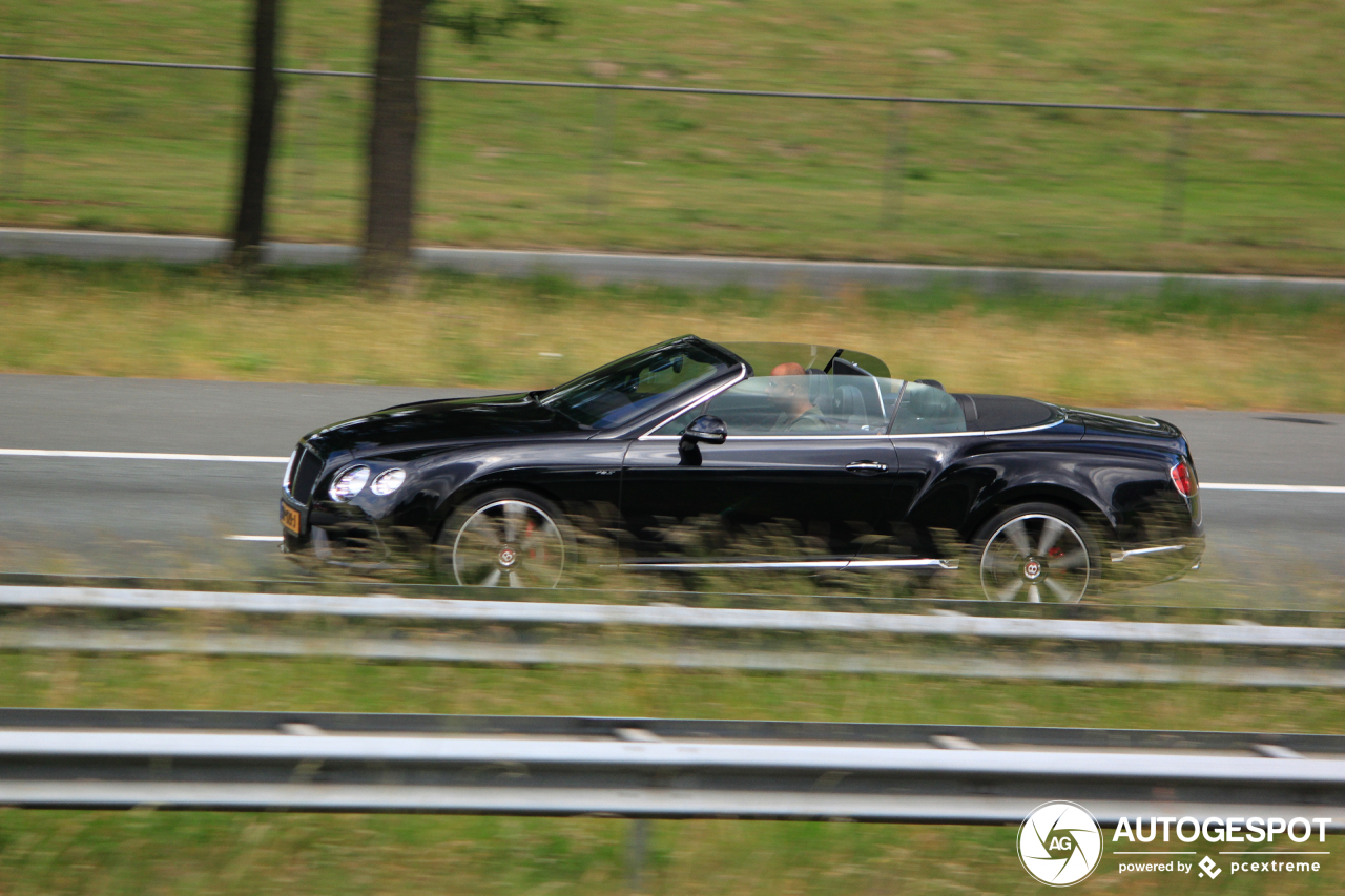 Bentley Continental GTC V8 S