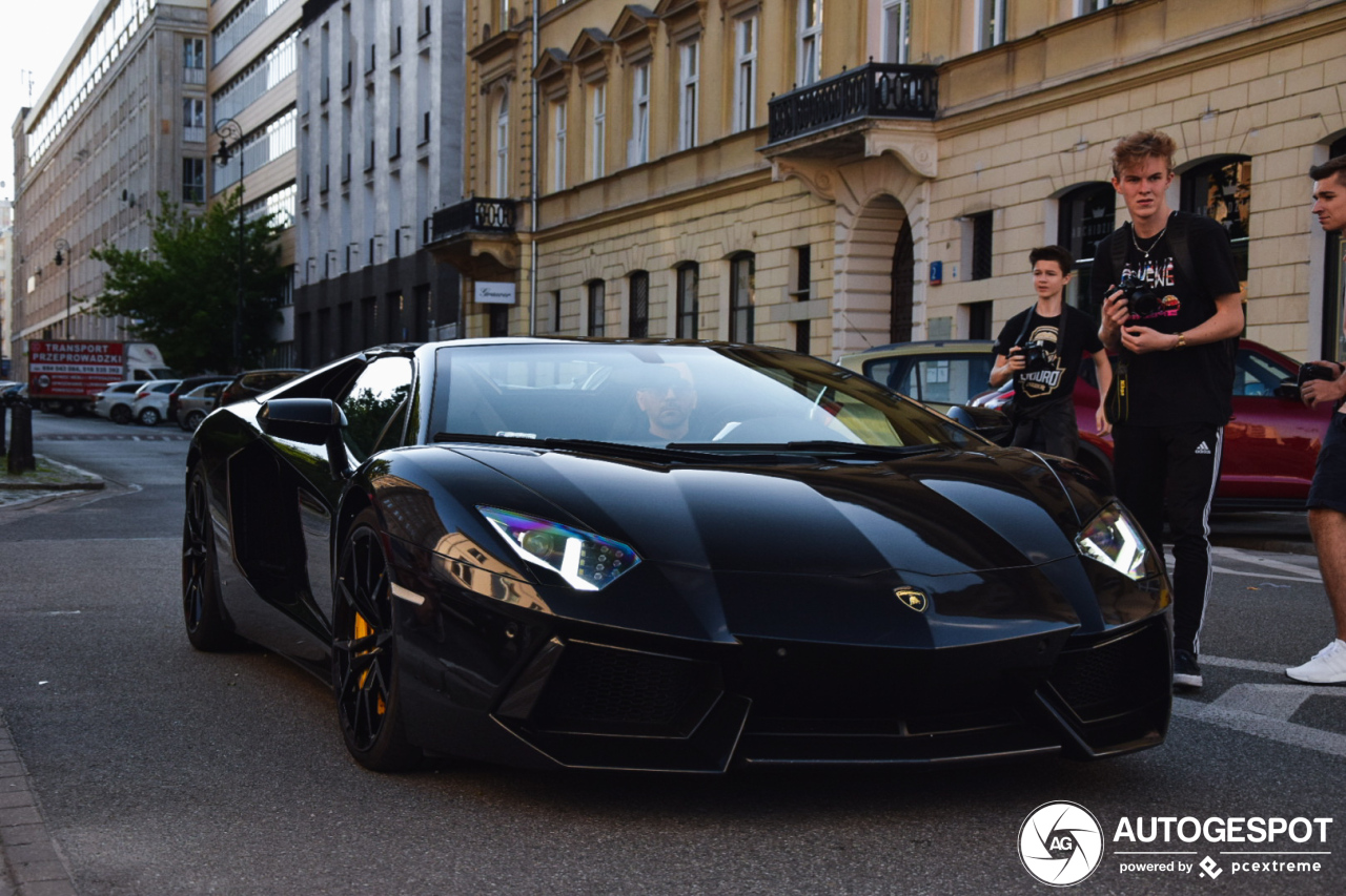 Lamborghini Aventador LP700-4 Roadster