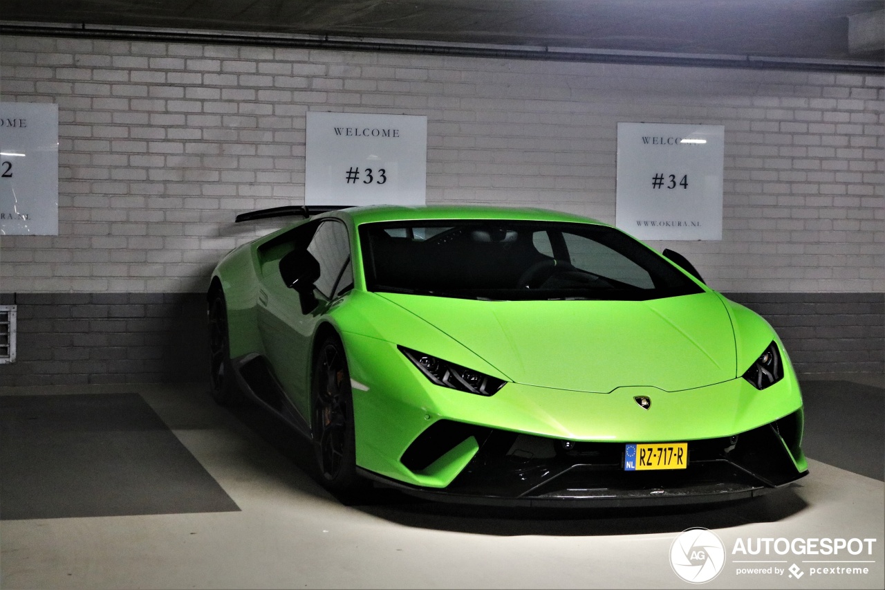 Lamborghini Huracán LP640-4 Performante