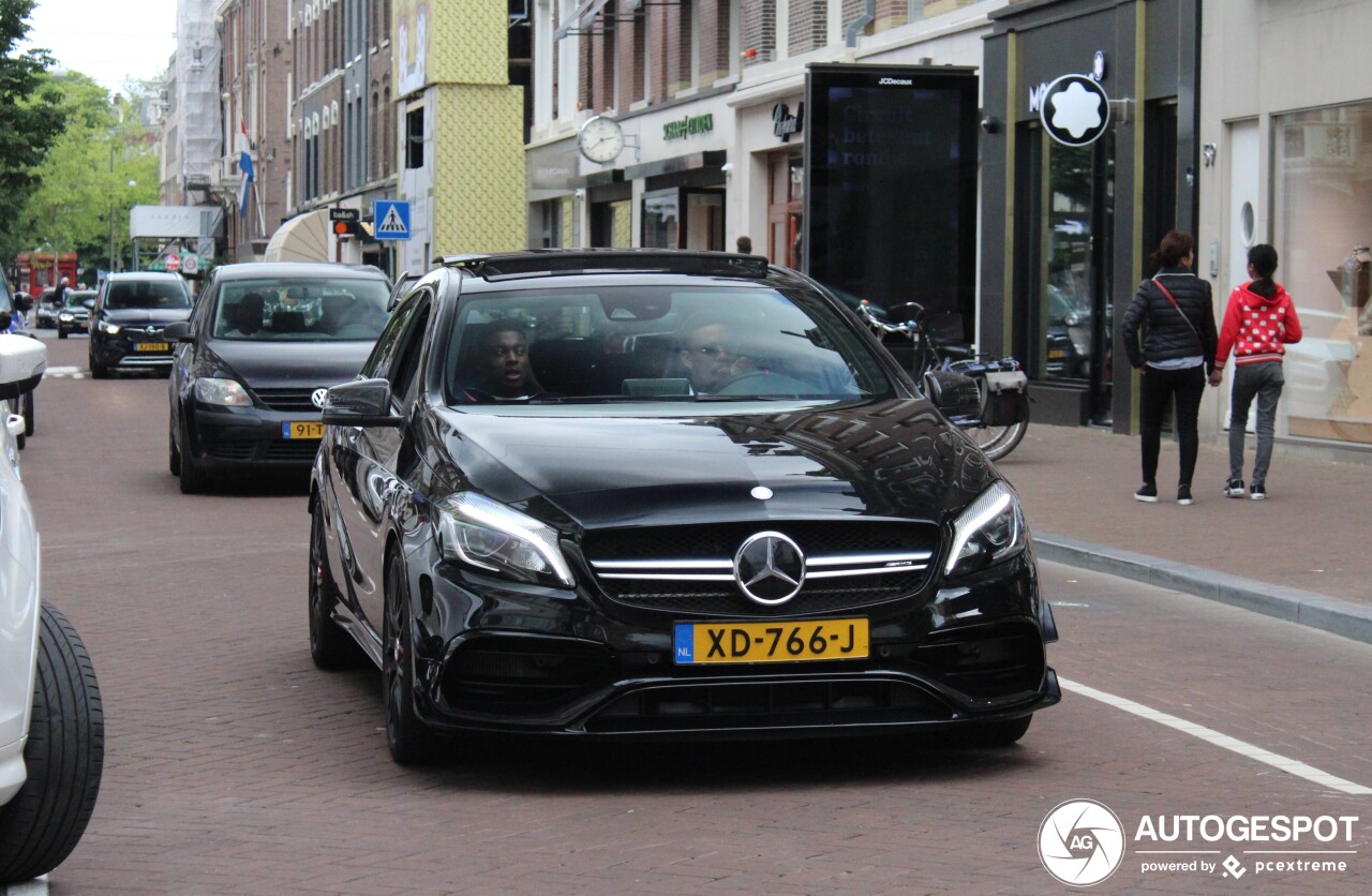 Mercedes-AMG A 45 W176 2015