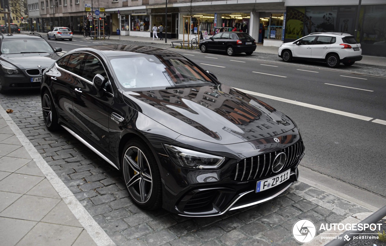 Mercedes-AMG GT 63 S X290