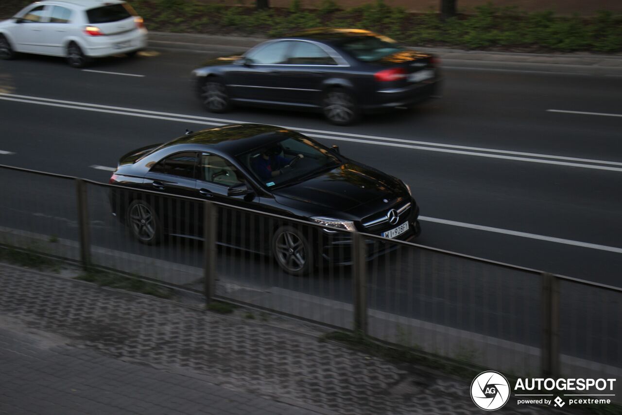 Mercedes-Benz CLA 45 AMG C117