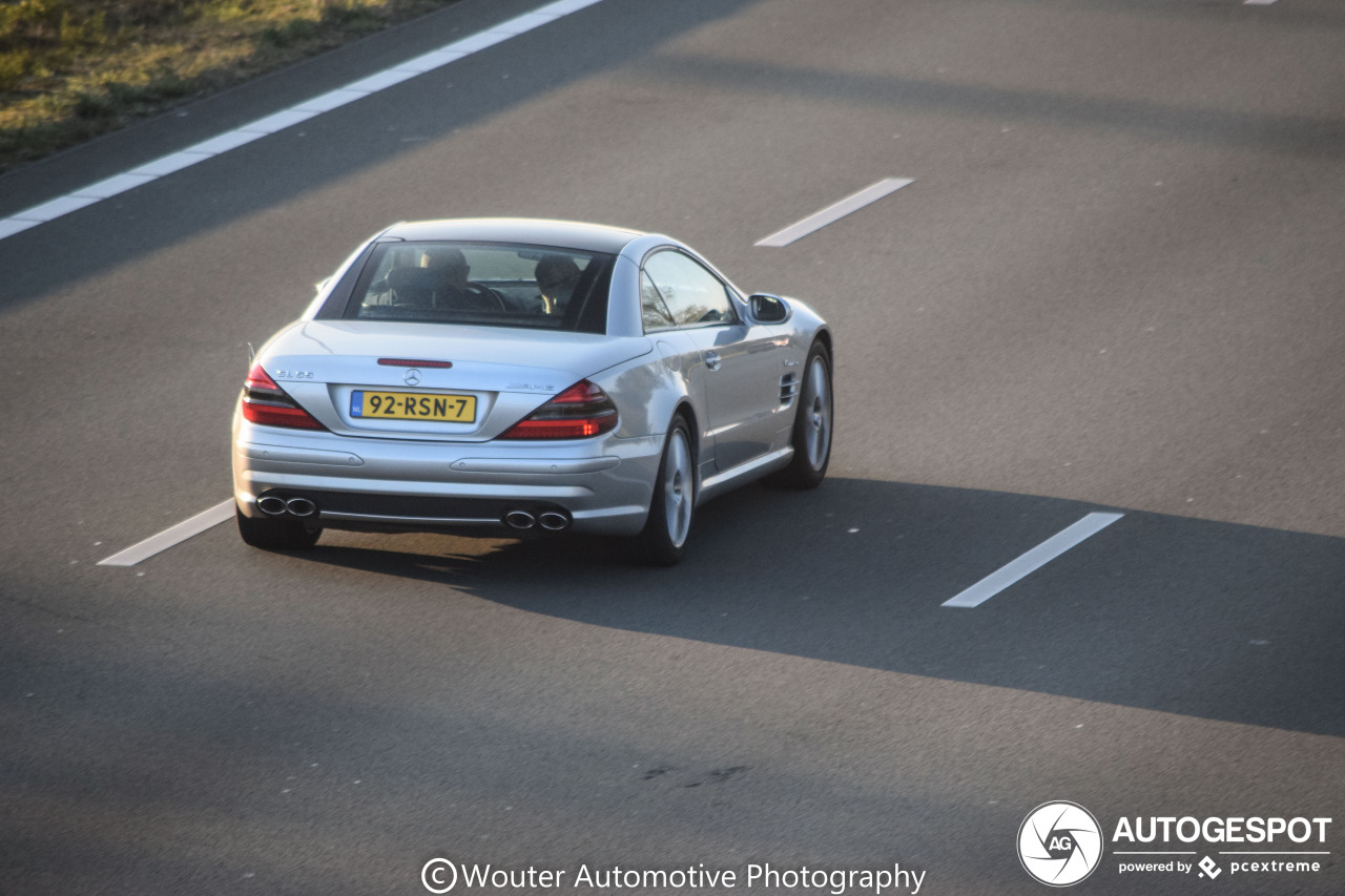 Mercedes-Benz SL 55 AMG R230