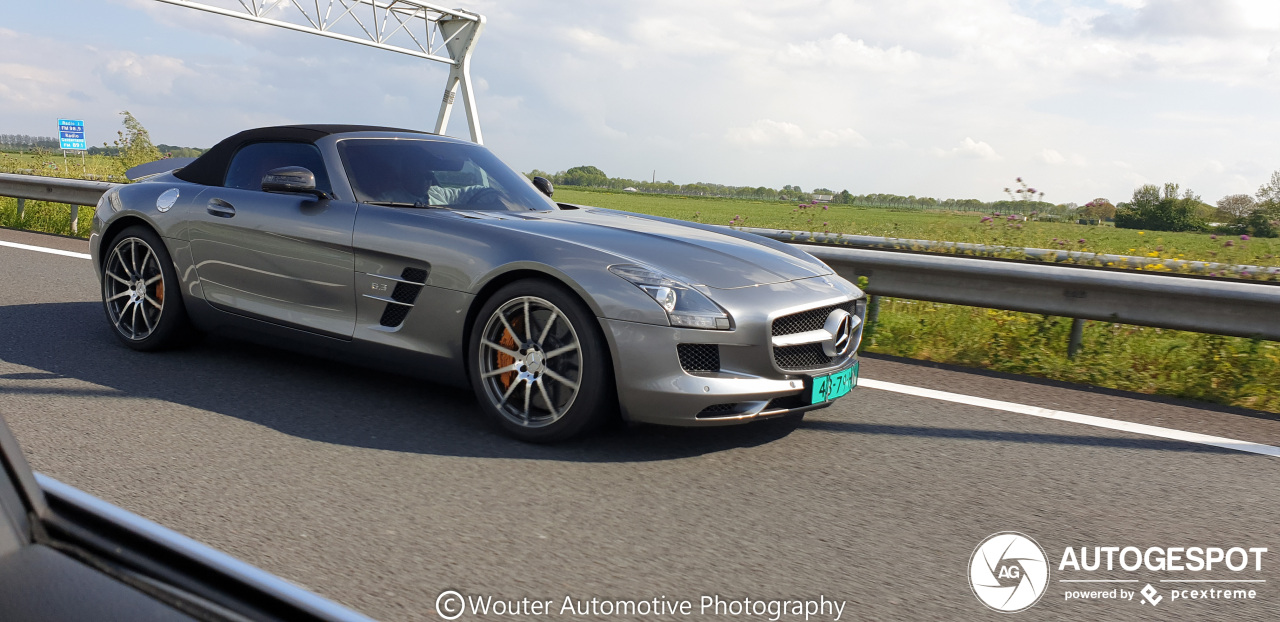 Mercedes-Benz SLS AMG Roadster