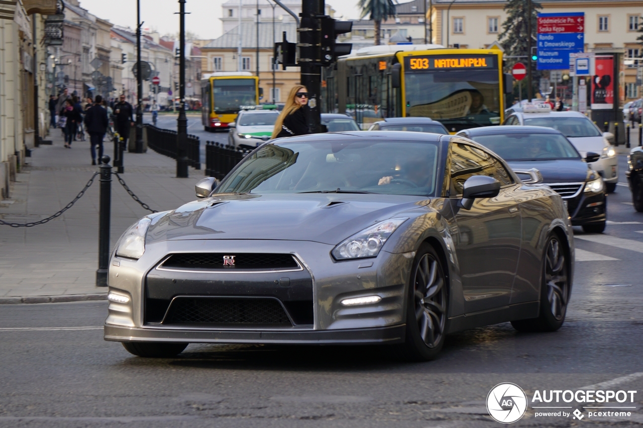 Nissan GT-R 2013