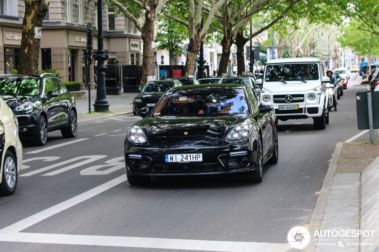 Porsche 971 Panamera Turbo