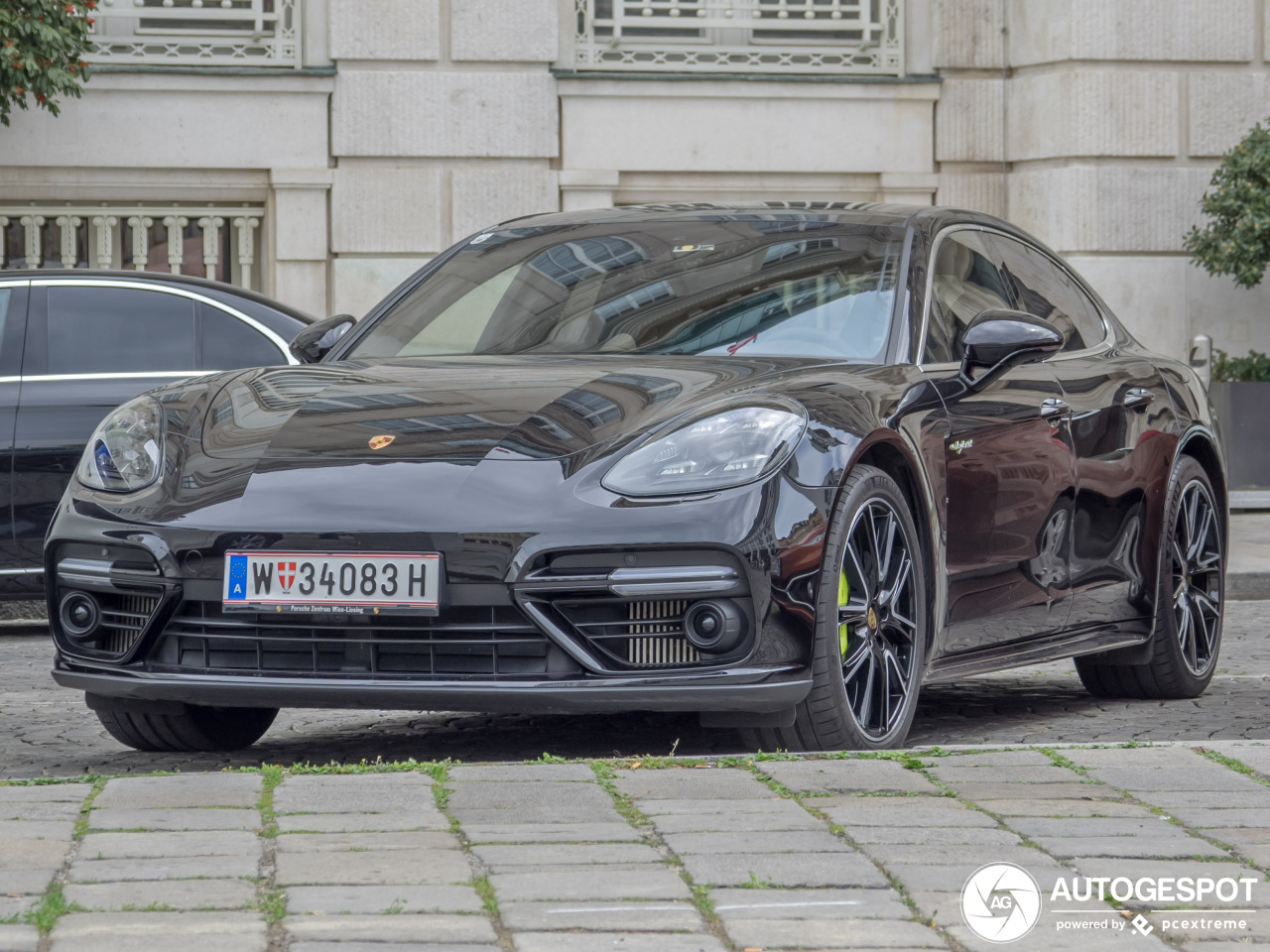 Porsche 971 Panamera Turbo S E-Hybrid