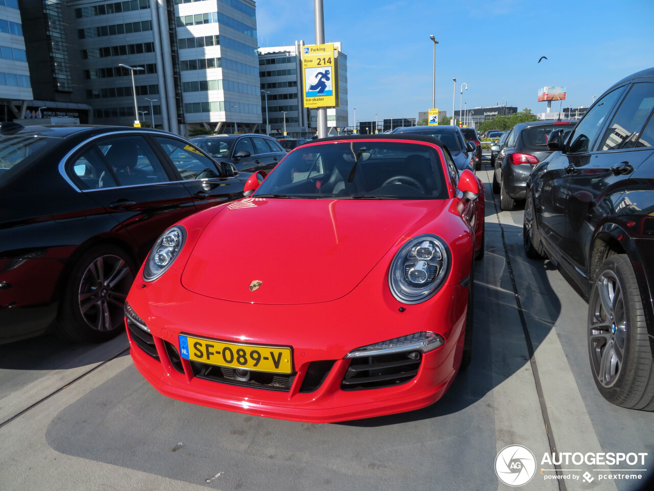 Porsche 991 Carrera 4 GTS Cabriolet MkI