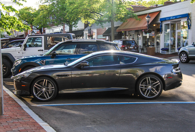 Aston Martin DB9 2013