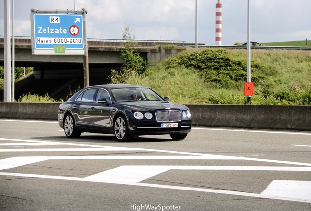 Bentley Flying Spur V8