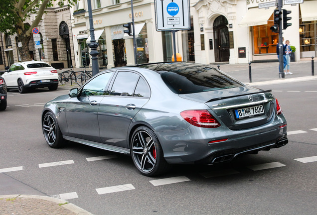 Mercedes-AMG E 63 S W213