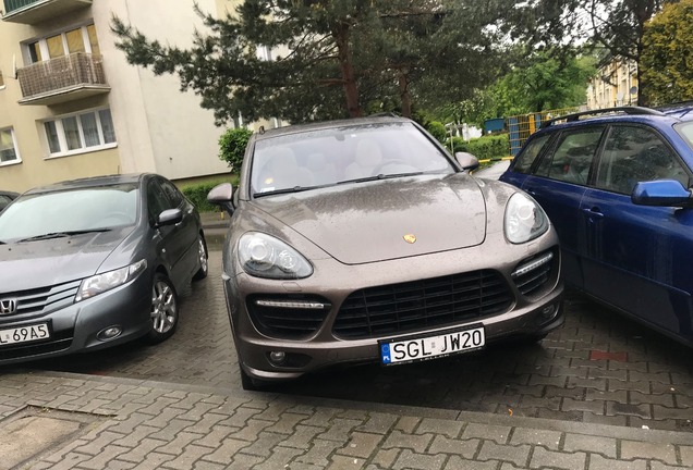 Porsche 958 Cayenne GTS