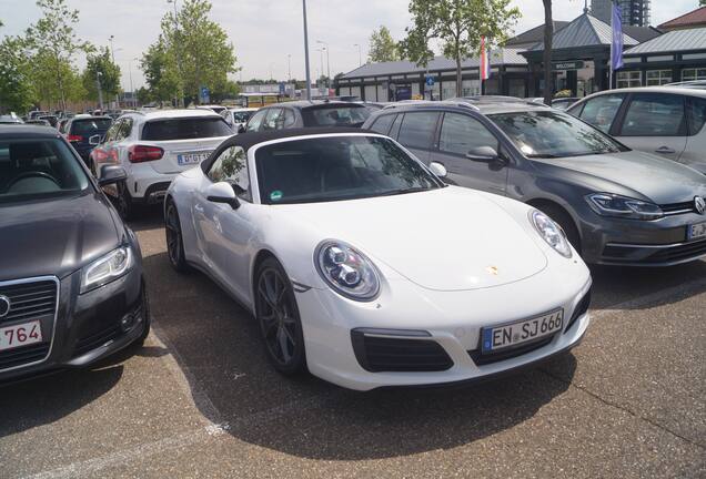 Porsche 991 Carrera 4S Cabriolet MkII