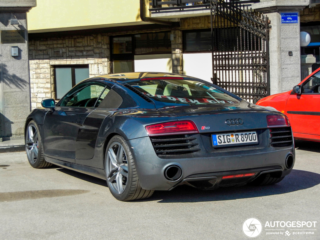 Audi R8 V10 2013