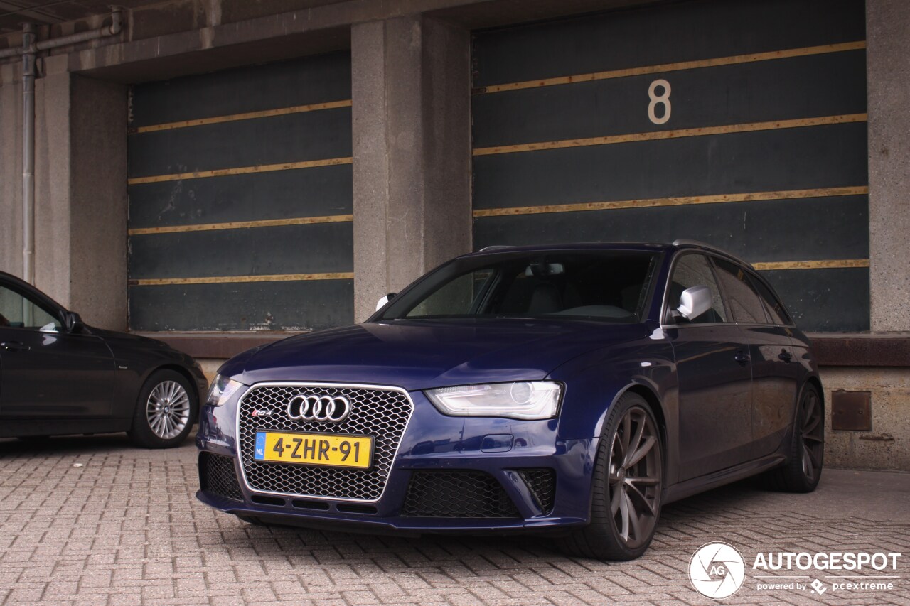 Audi RS4 Avant B8