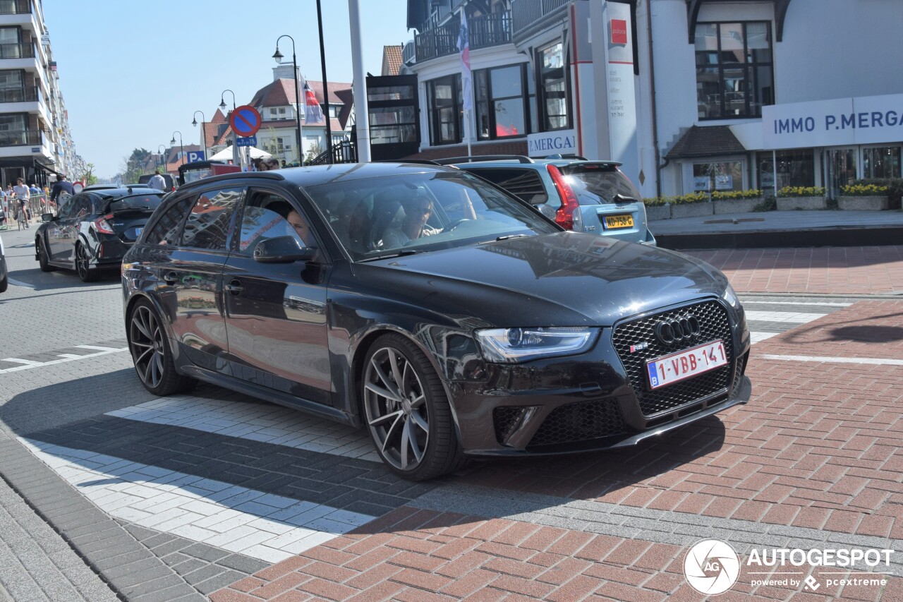 Audi RS4 Avant B8